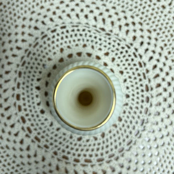 Lennox vases. - Picture 9 of 13